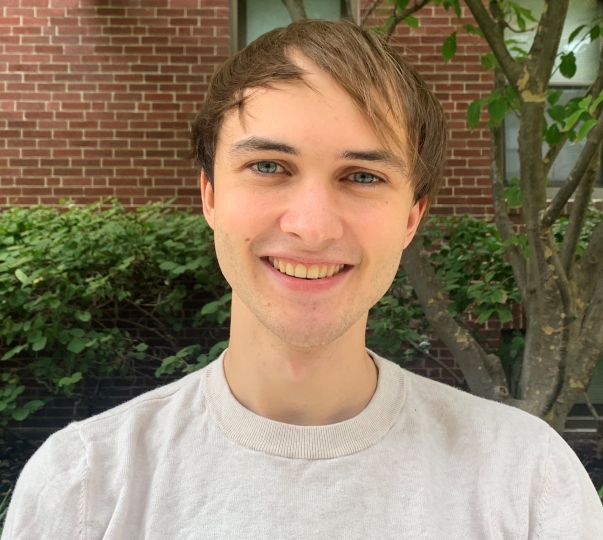 Head shot of Adam Dionne, Ph.D. candidate in Applied Physics at SEAS