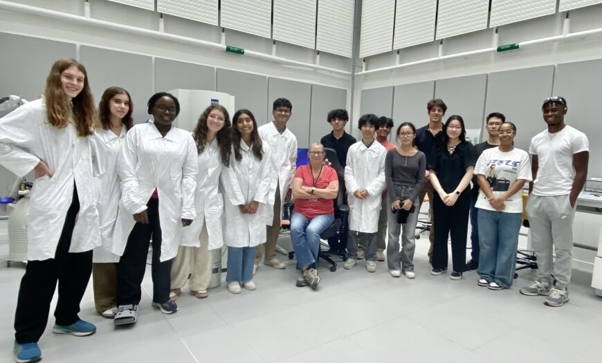 High school BioSTAR participants and Nicki Watson from the Harvard Center for Nanoscale Systems